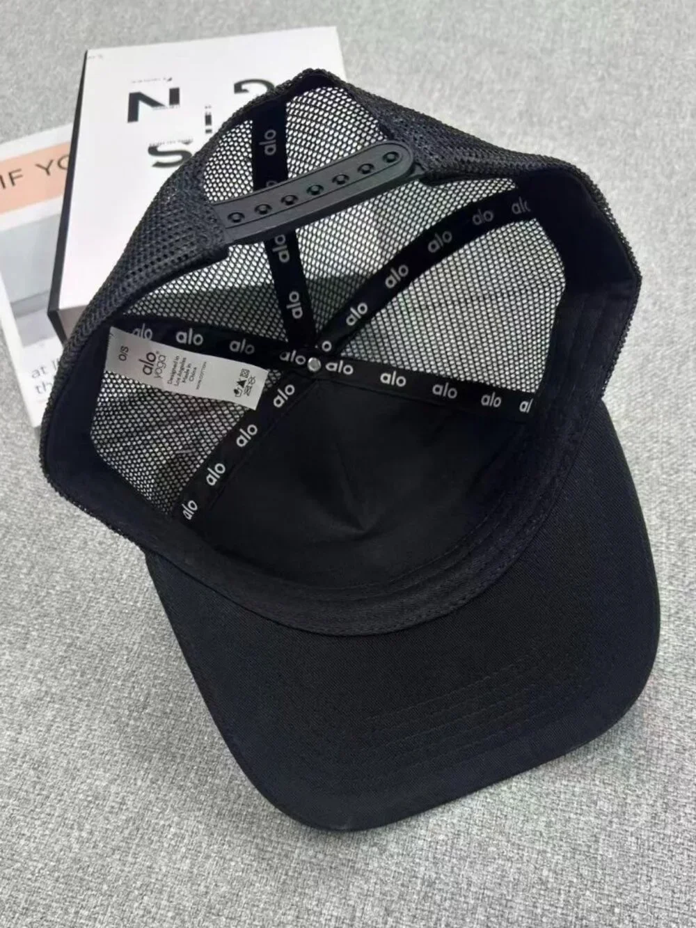 ALO Yoga District Trucker Hat Black NWT 🪁 Unisex Cap